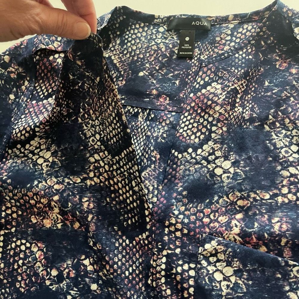 Aqua Women Blouse Snake Print Animal Blue Purple Color Sz XS - Picture 9 of 12